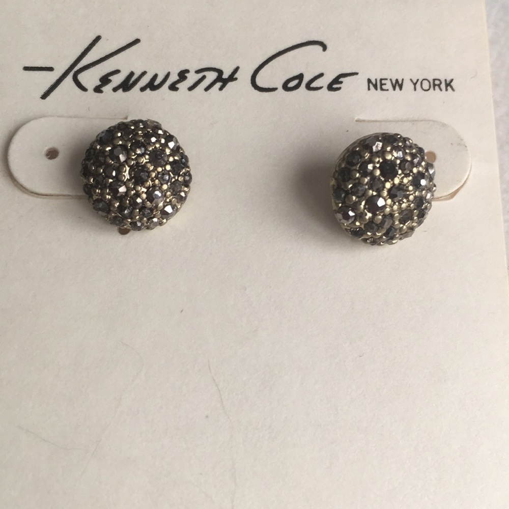 3/$20 NEW Kenneth Cole earrings
